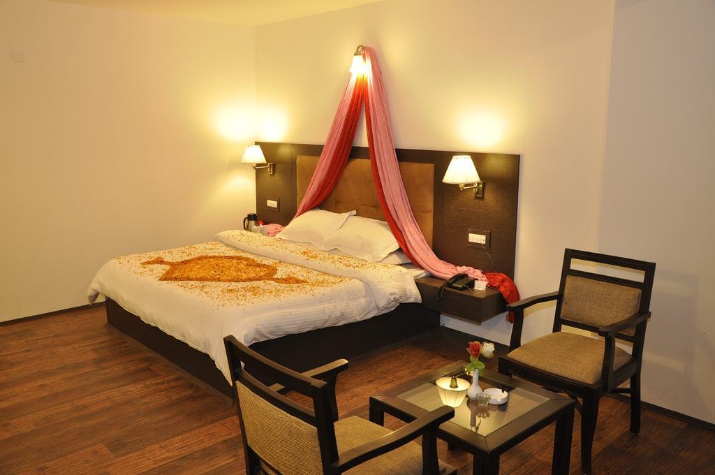 Hotel Sandhya Kasol Manīkaran Δωμάτιο φωτογραφία